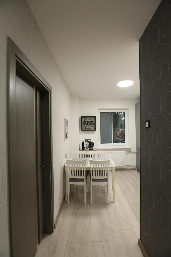 Comfy 2 Room Apartment - Free Parking - 350Mbps Wifi - Netflix Kaunas Exterior foto