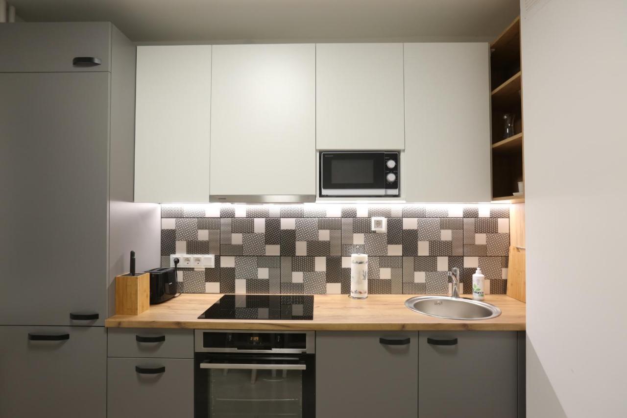 Comfy 2 Room Apartment - Free Parking - 350Mbps Wifi - Netflix Kaunas Exterior foto